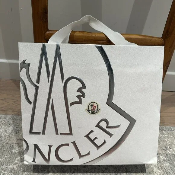 Moncler Enfant Logo Patch Cotton Beanie in Navy NWT 0-12 mos.